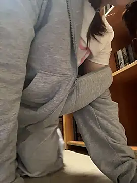 دردشة Freaky__Nikki الجنسية المباشرة
