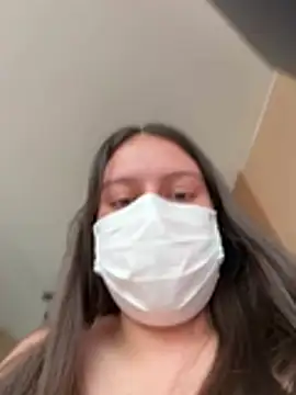Czat XXX na żywo – emy_navarro