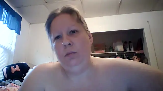starlight1983's Live XXX Chat