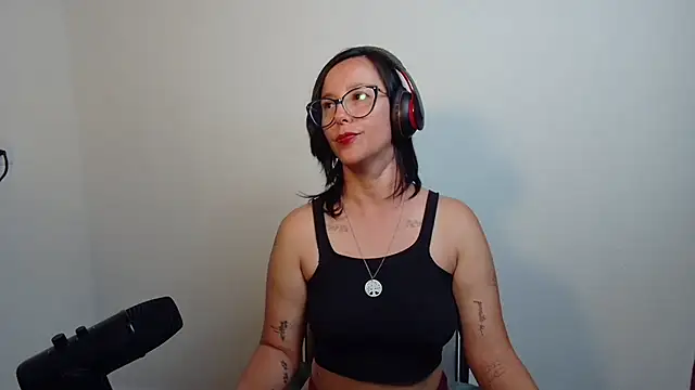 mahina84's Live XXX Chat