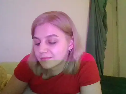 Irenora Chat XXX live