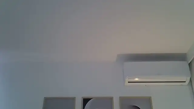 SkinnyKitten's Live XXX Chat