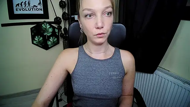 EmillyPlay's Live XXX Chat