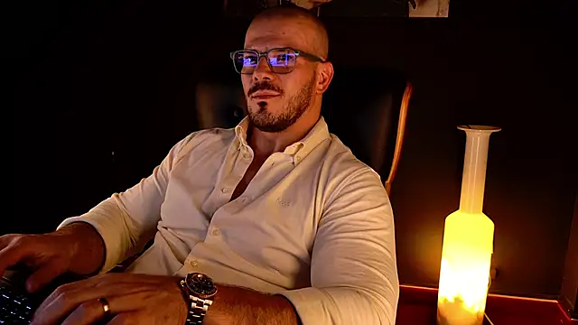 AngeloEric Adlı Modelin Canlı XXX Sohbeti