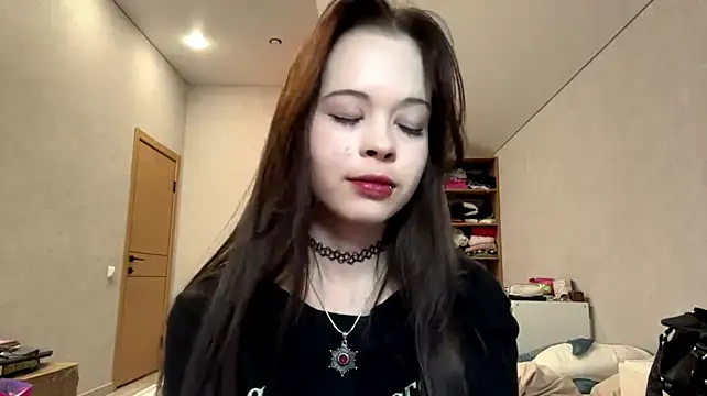 ErlindaHoruath Live XXX-Chat