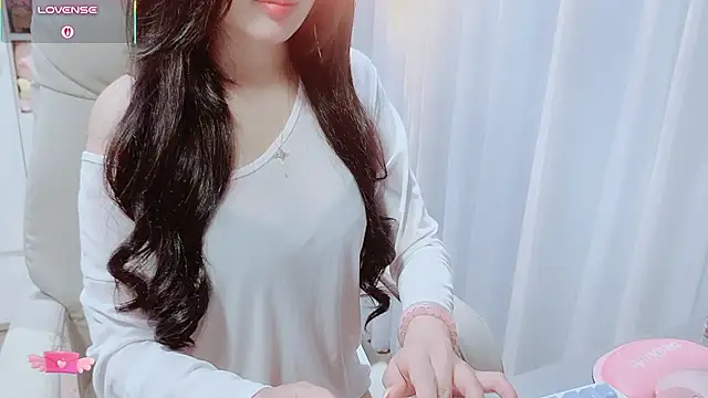 צ'אט XXX בשידור חי של Sam_Bae