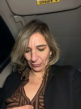 lafeecoquine69 Adlı Modelin Canlı XXX Sohbeti