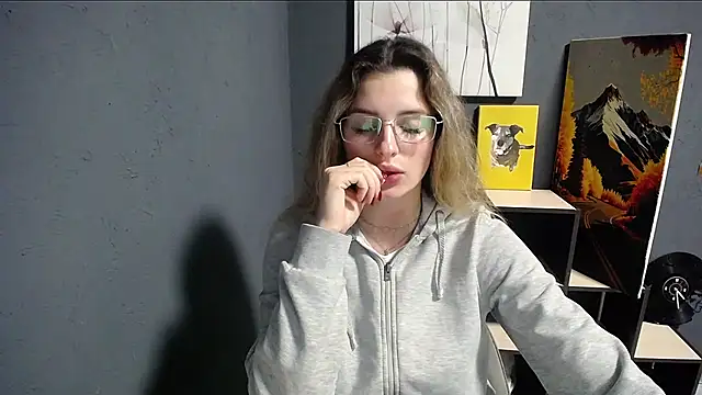 Онлайн чат XXX lady_olivia_