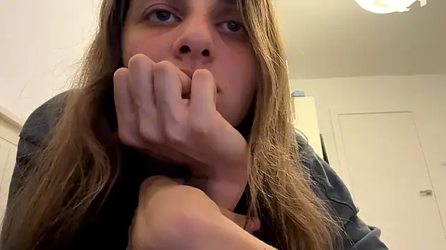 ActaedCottage's Live XXX Chat