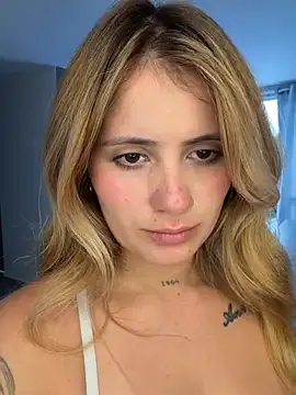 Chat +18 de MadisonFleur ao vivo