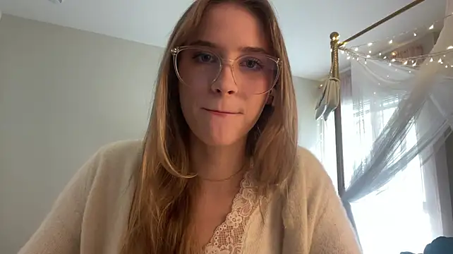 LynellMilleson live XXX chat