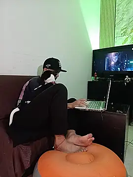 HannibalLester élő XXX-chatje