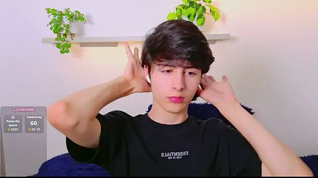 Chat XXX en directo de JeyboiXO
