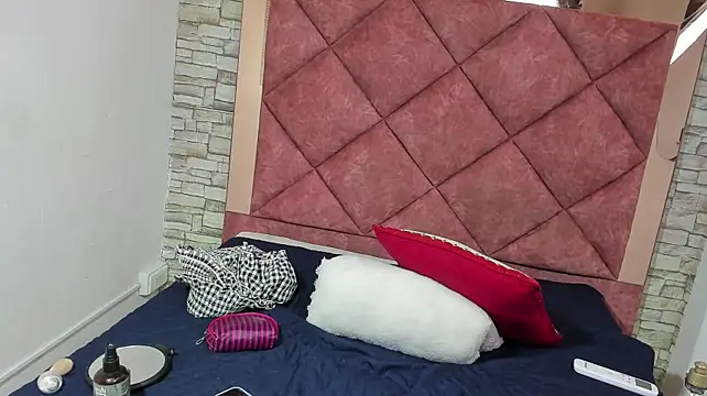 Czat XXX na żywo – Perlaa_smith