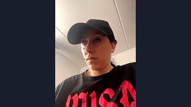 HeyAmaraa XXX чат на живо