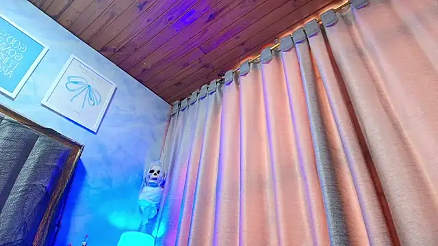 Chat XXX ao vivo de Eda_Bonne