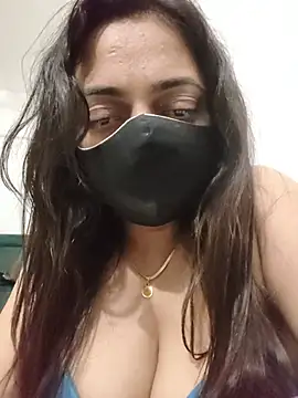 Chat +18 de SilkAndShadow ao vivo