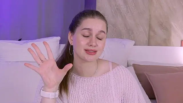 Chat +18 de EllieHayes ao vivo