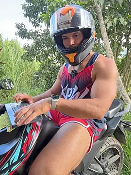 Czat XXX na żywo – Marco_Vega