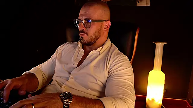 AngeloEric Adlı Modelin Canlı XXX Sohbeti