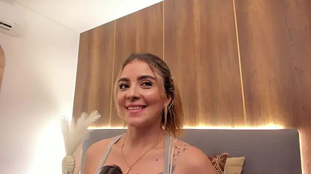 Claiire_Taylor's Live XXX Chat