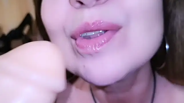LadyAndTransy Live XXX-Chat