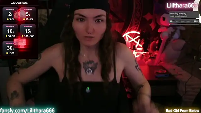 Lilithara666のライブXXXチャット