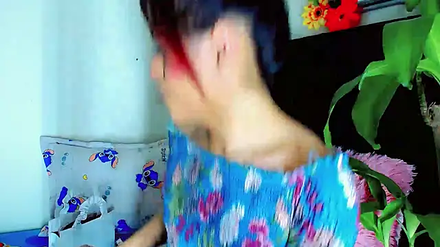 NathalialLooes' Live XXX Chat