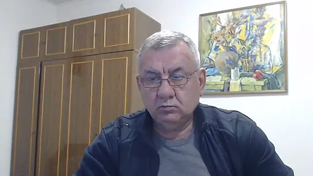 machomale3 Adlı Modelin Canlı XXX Sohbeti