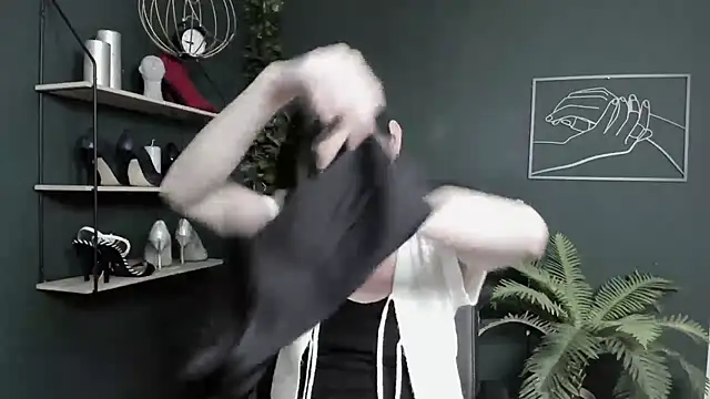 VivianWILD's Live XXX Chat