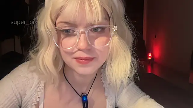 super_pixie live XXX chat