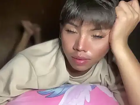 Czat XXX na żywo – QueenOfPain19