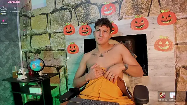 Axel_Romanov Adlı Modelin Canlı XXX Sohbeti