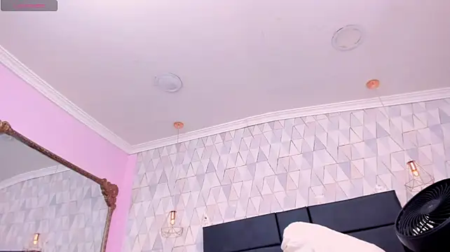 צ'אט XXX בשידור חי של WhinterHanss