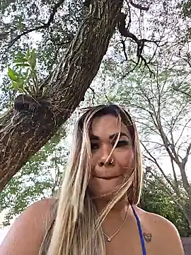 ZOE-LAKSMI's Live XXX Chat
