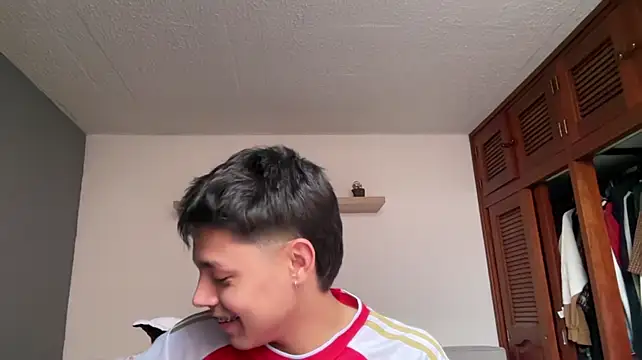 Andy_Belier23 라이브 XXX 채팅