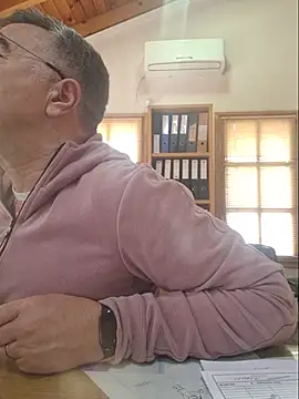 darialmas Adlı Modelin Canlı XXX Sohbeti