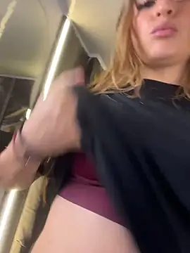 LuisaSweet_ – Naživo XXX chat