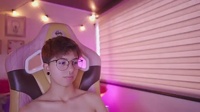 Chat +18 de tommy_blue ao vivo