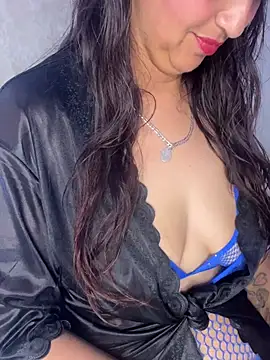 RoseTemptation_69 Live XXX Chat