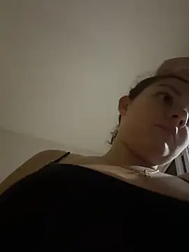 Eva_stark10のライブXXXチャット
