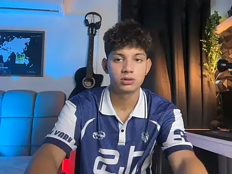 Soydaniel_naughty Шоу с уебкамера