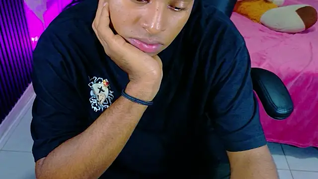 Chat XXX Live joel_embid