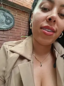 Chat +18 de Luianna ao vivo