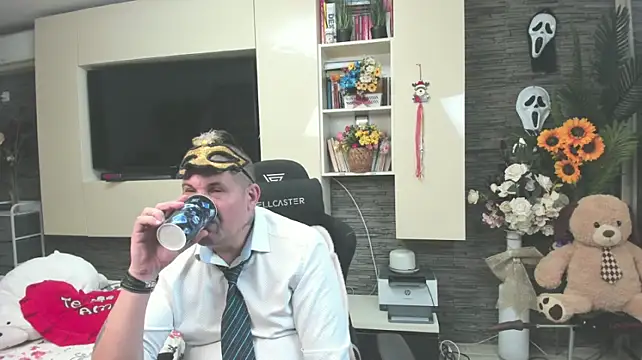 Czat XXX na żywo – SpartacusDaddy48