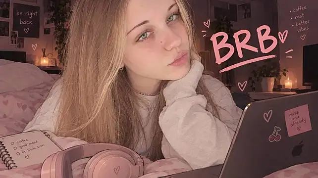 LunaViixen Live XXX Chat