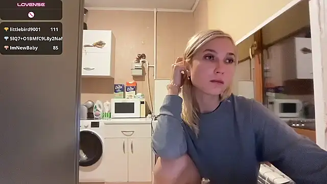 XXX chat uživo modela AngelJeni