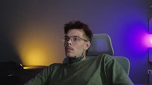 DENIS_HERE Chat XXX live