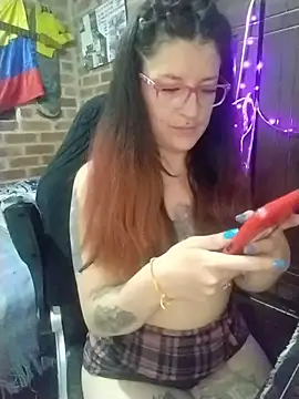 _Alaskamisa's Live XXX Chat