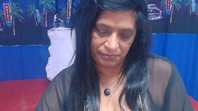 แชท XXX สดของ INDIANFUSION